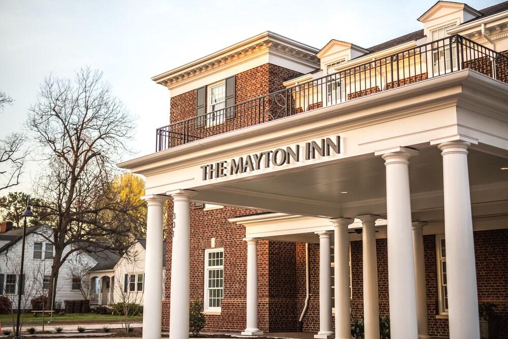 The Mayton Hotel Cary Bagian luar foto